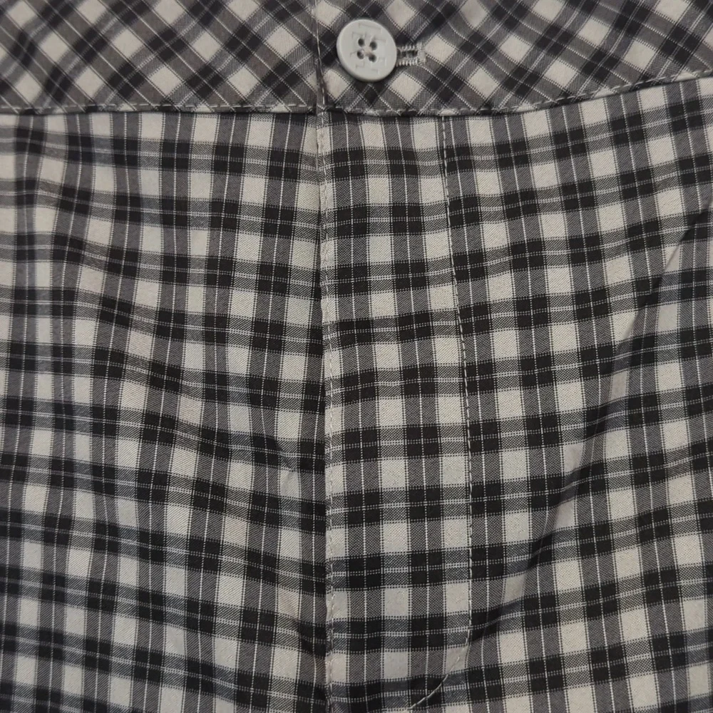 Izod Golf Shorts Size 38 Straight Black and Gray Plaid Flat Front-375 - Picture 2 of 8